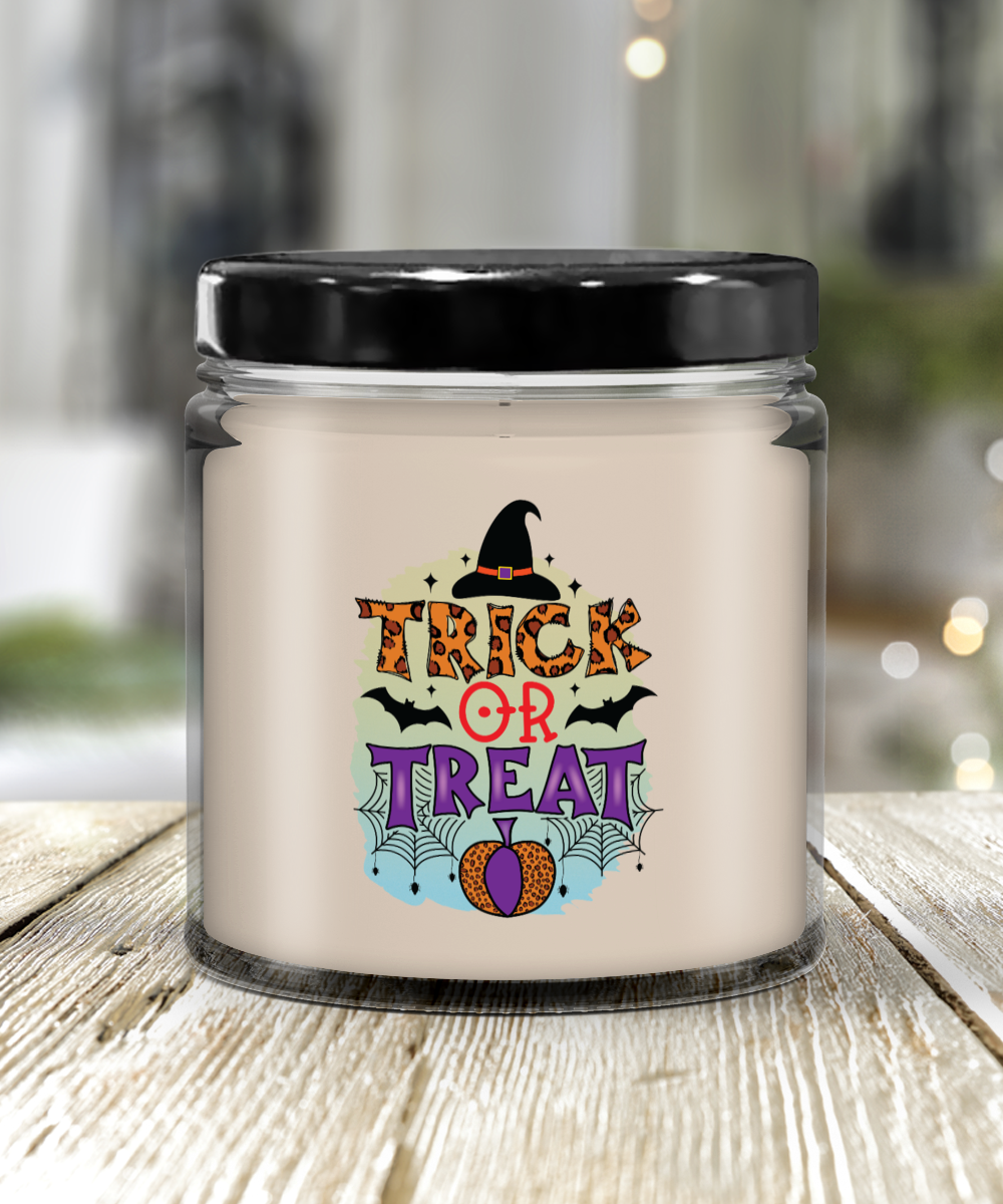 Trick Or Treat 9oz Vanilla Halloween Candle